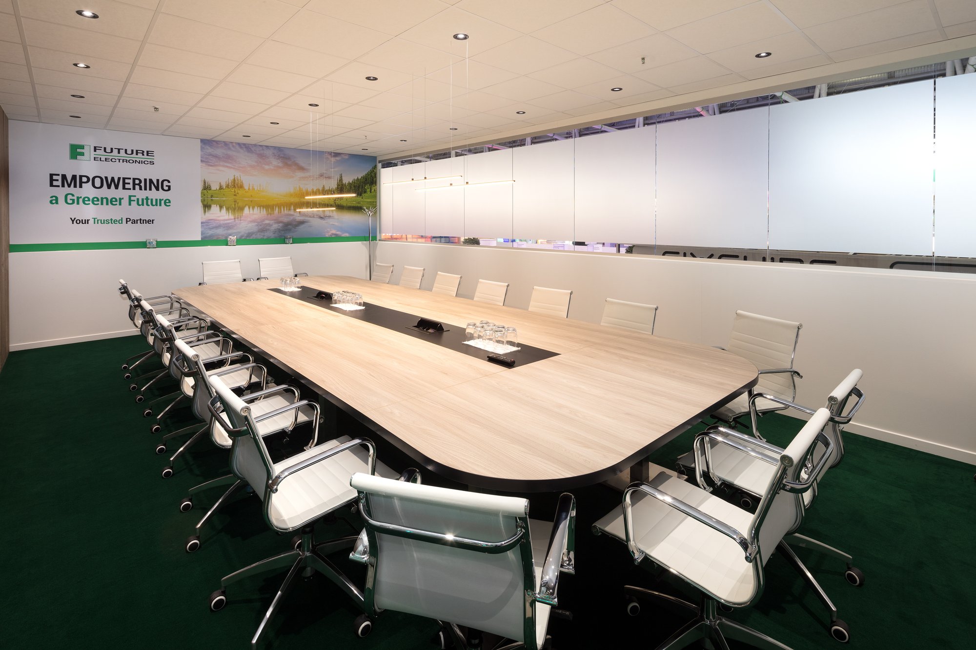 Future-Electronica2022-Boardroom-7373 (1)
